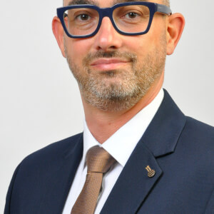 A profile picture depicting Adrian Apostol.